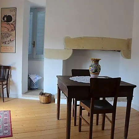 Oda ve Kahvaltı Lacurte Martano
